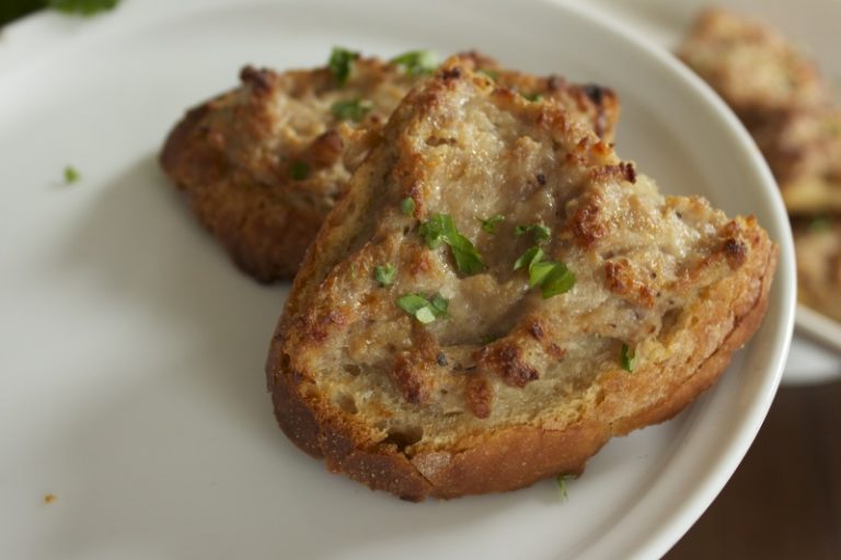 Crostini Di Pane Con Crema Di Salsiccia Ricette