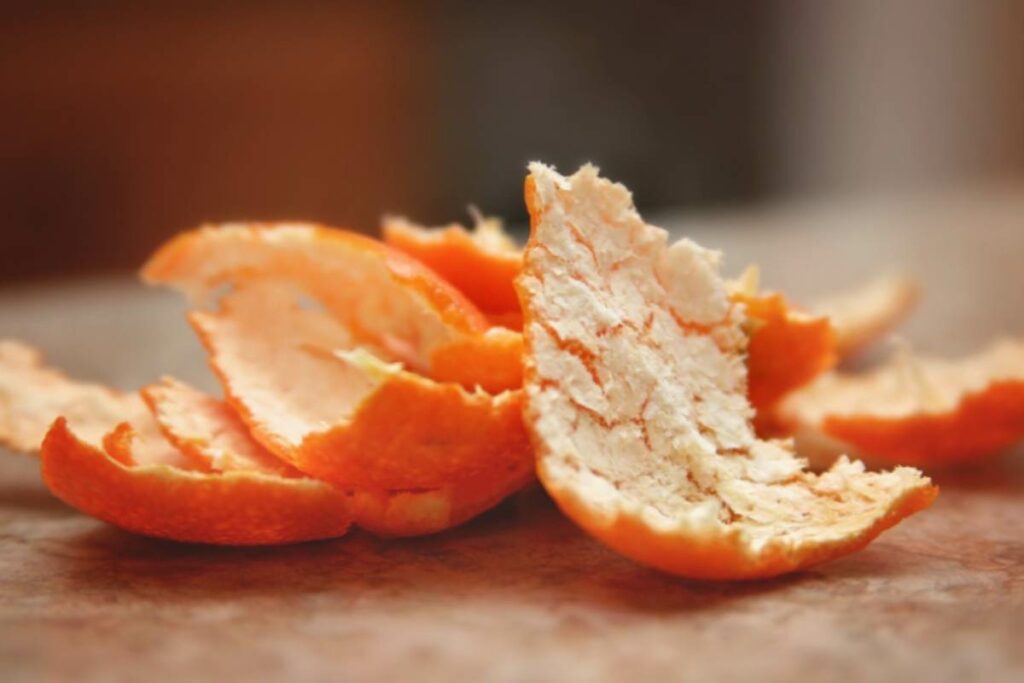 Risparmiare con le bucce d'arancia