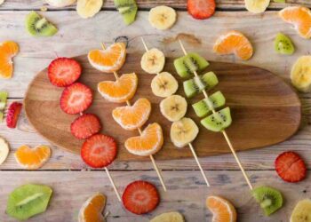 merenda spiedini di frutta